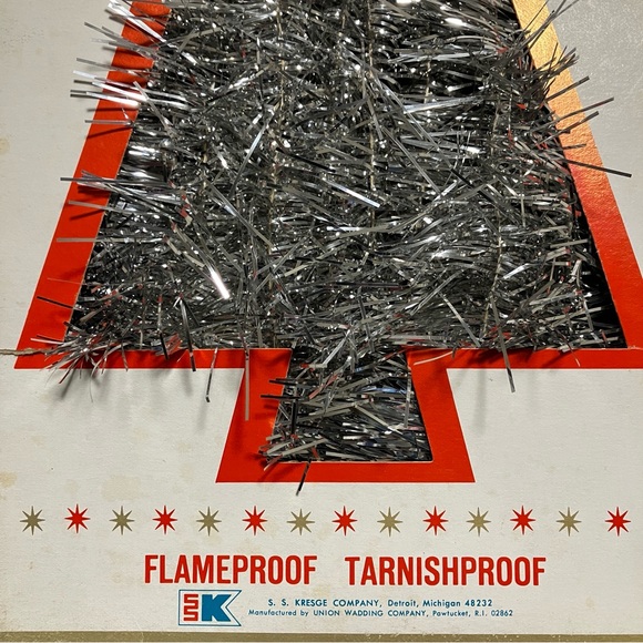 Vintage 60s SS Kresge Co Silver Tinsel Garland 3" Wide x 24 Feet with Box - Picture 5 of 6